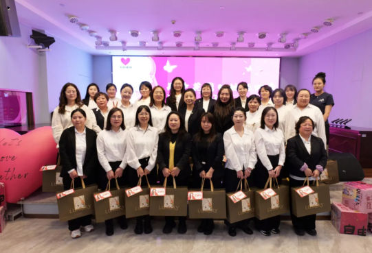 集團開展「致敬她力量 · 綻放她光芒」婦女節(jié)主題活動